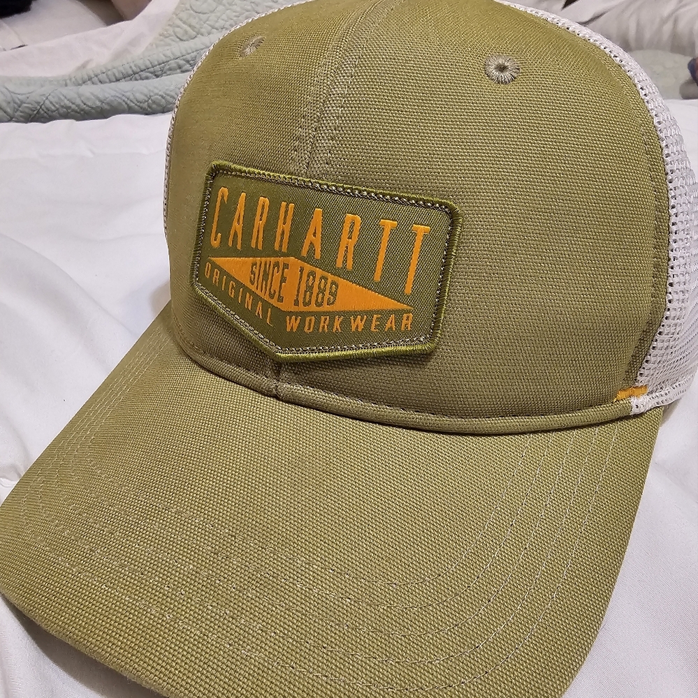 Universal Carhartt Ball Cap